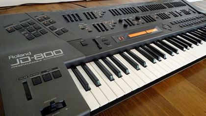 Roland-JD800
